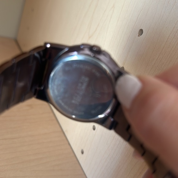 Kenneth Cole reaction unisex watch. - Picture 3 of 4